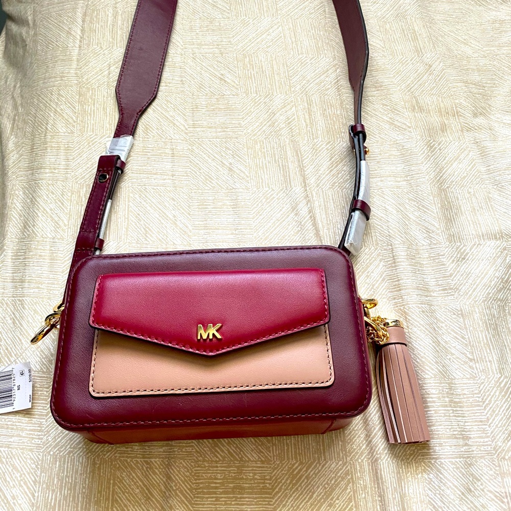 Michael kor crossbody bag